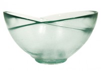 Recycled glass bowl made in Spain